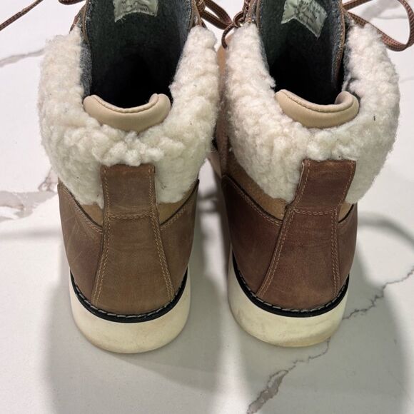 Cole Haan | Women's Nantucket Waterproof Winter Hiking Boots Faux Fur 9.5B - Picture 11 of 14